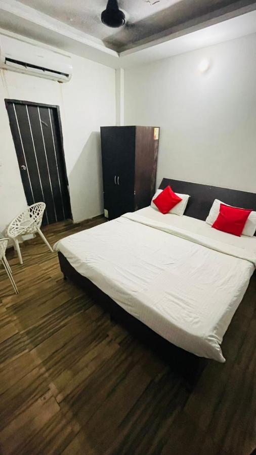 Hotel Pacific Grey By Wb Inn Lucknow Exteriör bild