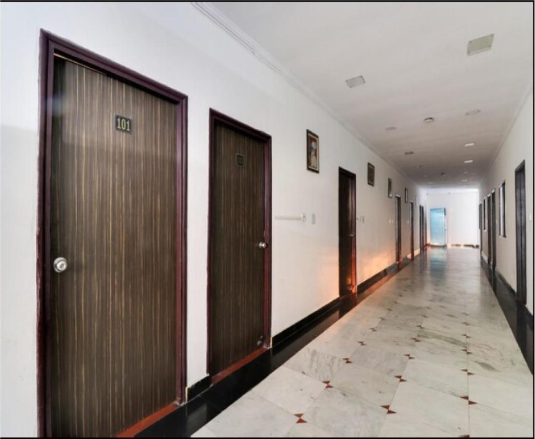 Hotel Pacific Grey By Wb Inn Lucknow Exteriör bild